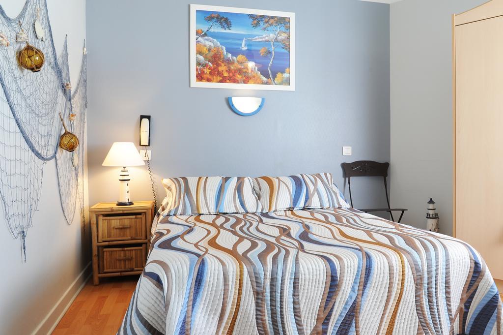 Hotel Le Trinquet Louhossoa Room photo